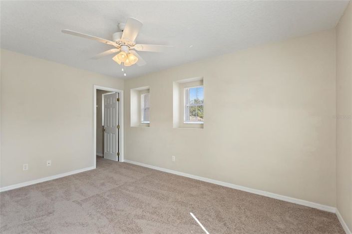 Image No.38-5 Bed Property for sale