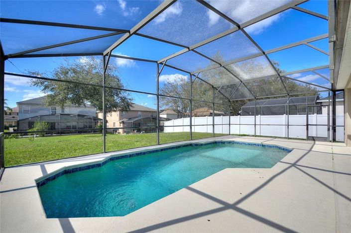 Image No.48-5 Bed Property for sale