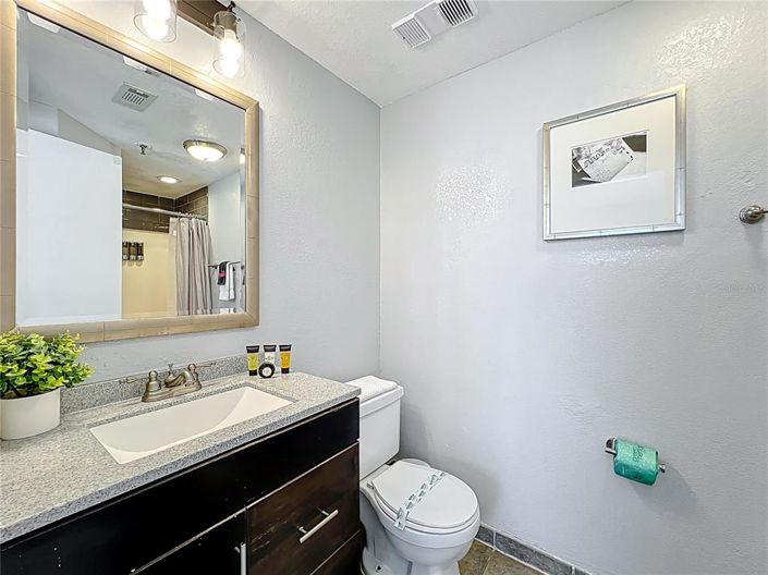 Image No.22-2 Bed Property for sale