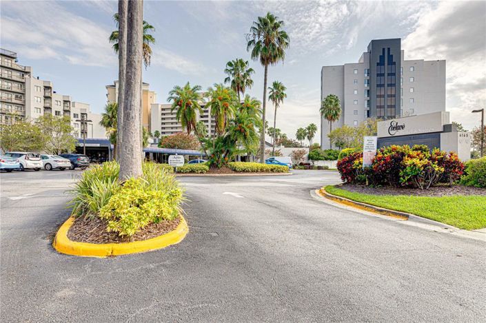 Image No.30-2 Bed Property for sale