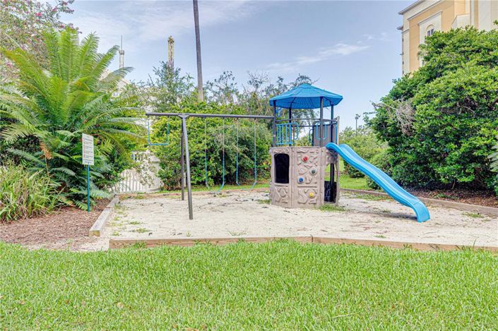 Image No.55-2 Bed Property for sale