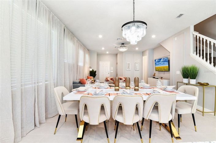 Image No.14-5 Bed Property for sale