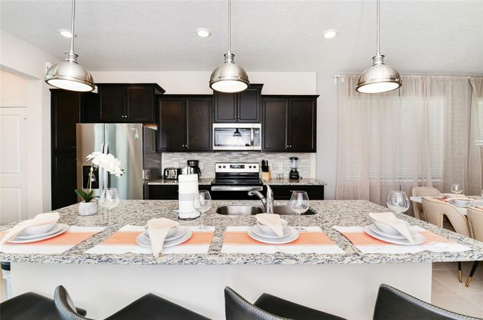 Image No.22-5 Bed Property for sale