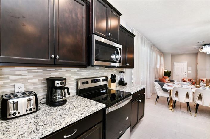 Image No.25-5 Bed Property for sale