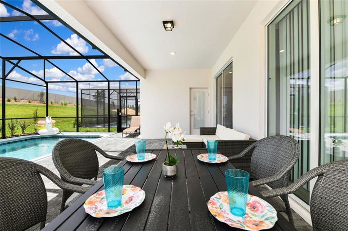 Image No.5-5 Bed Property for sale