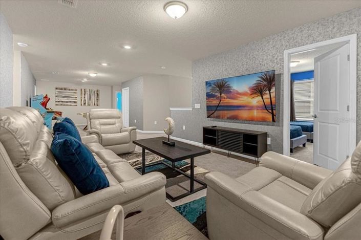 Image No.27-10 Bed Property for sale