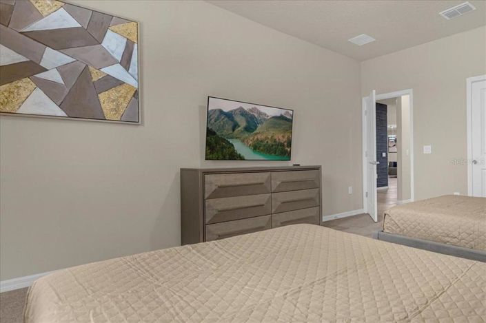 Image No.31-10 Bed Property for sale