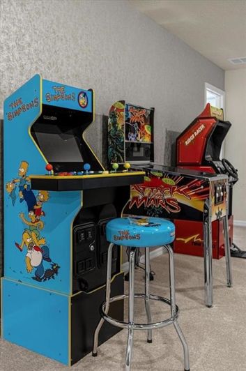 Image No.38-10 Bed Property for sale