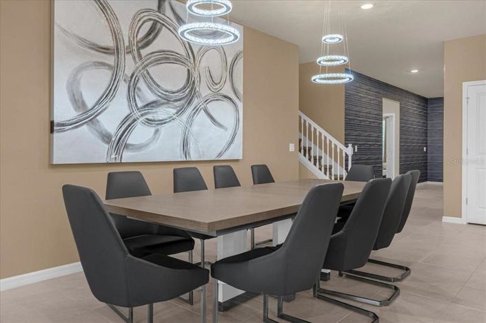 Image No.40-10 Bed Property for sale