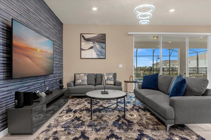 Image No.41-10 Bed Property for sale