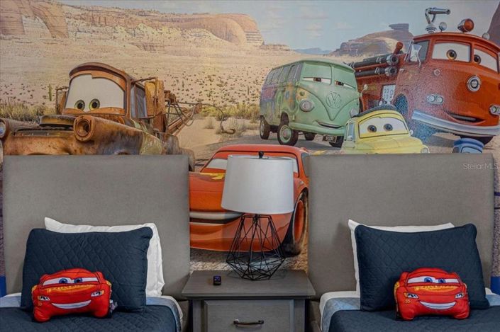 Image No.43-10 Bed Property for sale