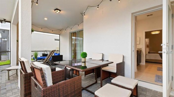 Image No.23-7 Bed Property for sale