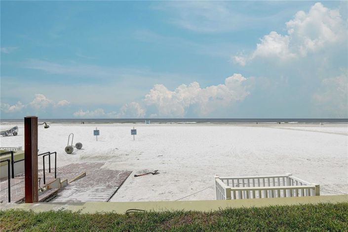 Image No.32-Propriété de 2 chambres à vendre à Sarasota