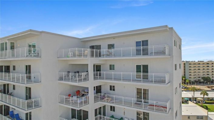 Image No.34-2 Bed Property for sale