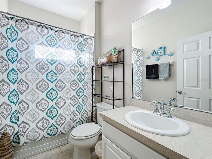 Image No.24-5 Bed Property for sale