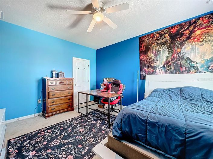 Image No.37-5 Bed Property for sale