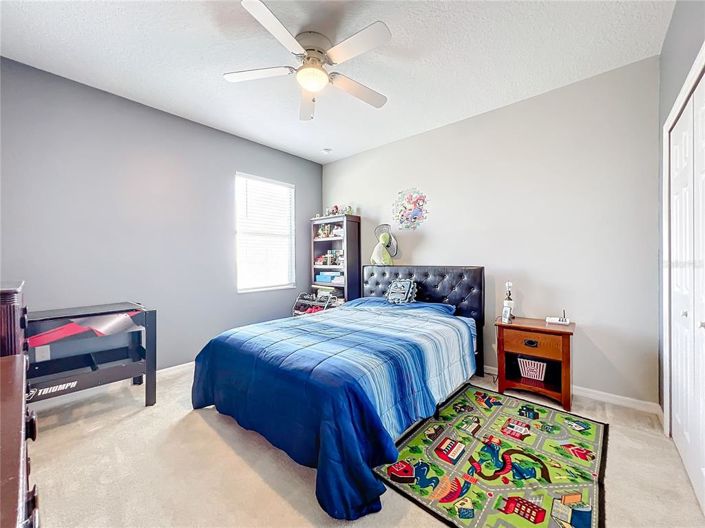 Image No.40-5 Bed Property for sale