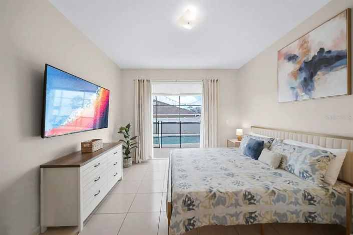 Image No.20-4 Bed Property for sale