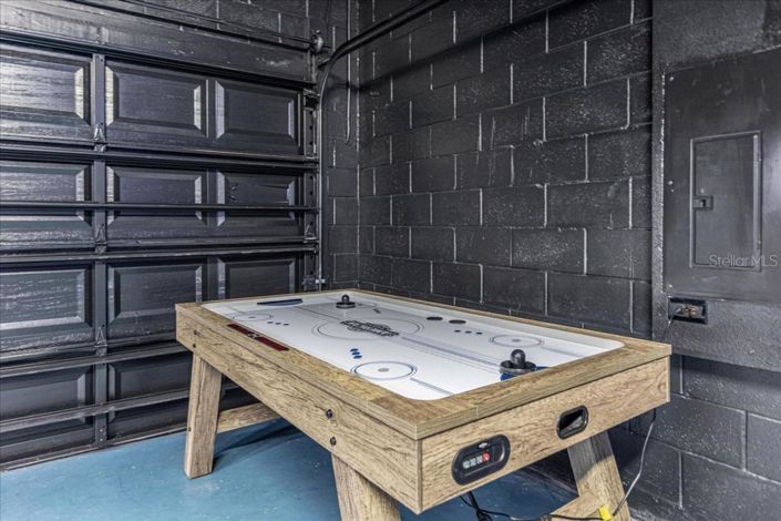 Image No.32-7 Bed Property for sale