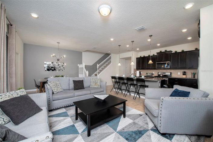 Image No.15-5 Bed Townhouse for sale