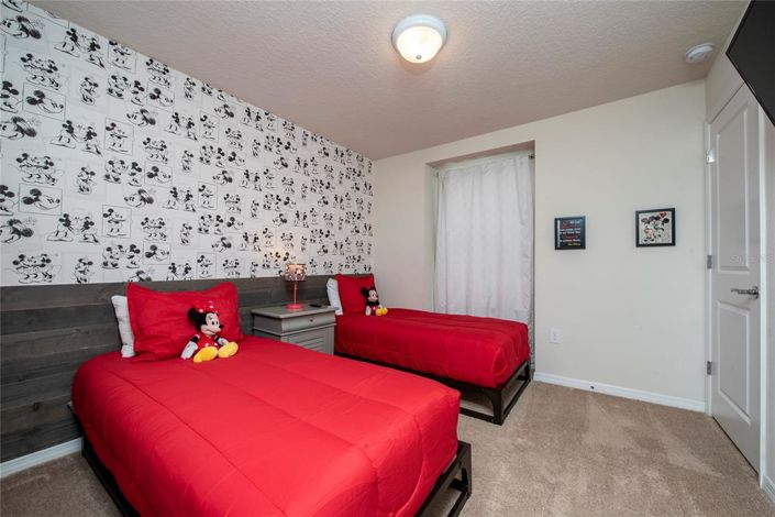 Image No.28-5 Bed Townhouse for sale