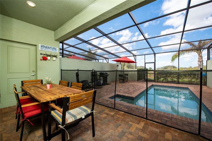 Image No.34-5 Bed Townhouse for sale