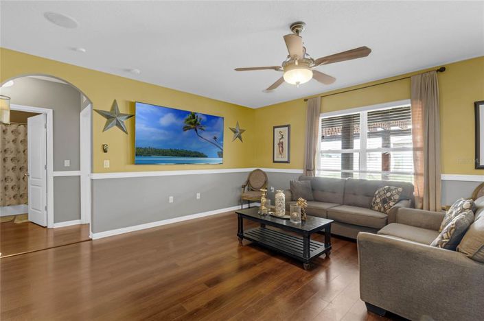 Image No.13-5 Bed Property for sale