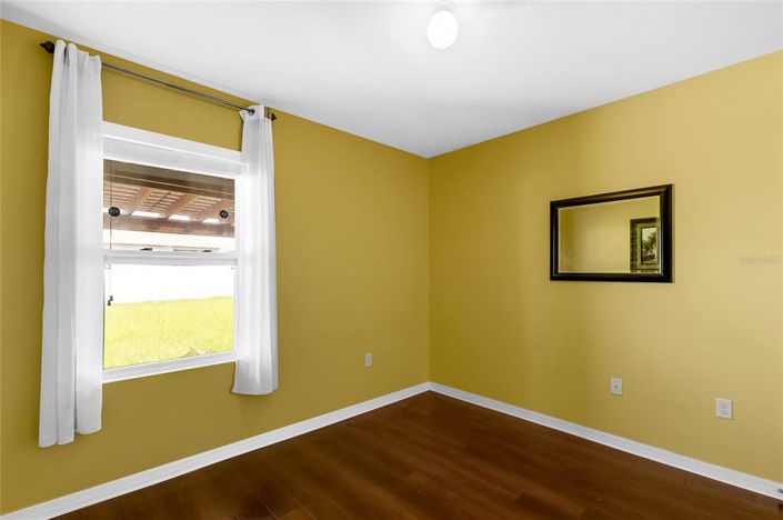 Image No.17-5 Bed Property for sale