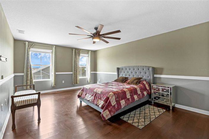 Image No.18-5 Bed Property for sale