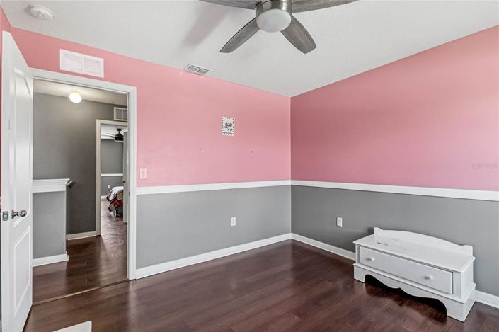 Image No.28-5 Bed Property for sale