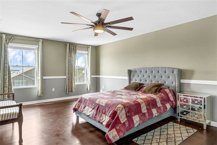 Image No.29-5 Bed Property for sale