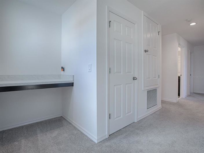 Image No.24-5 Bed Property for sale