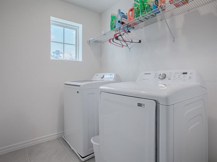 Image No.25-5 Bed Property for sale