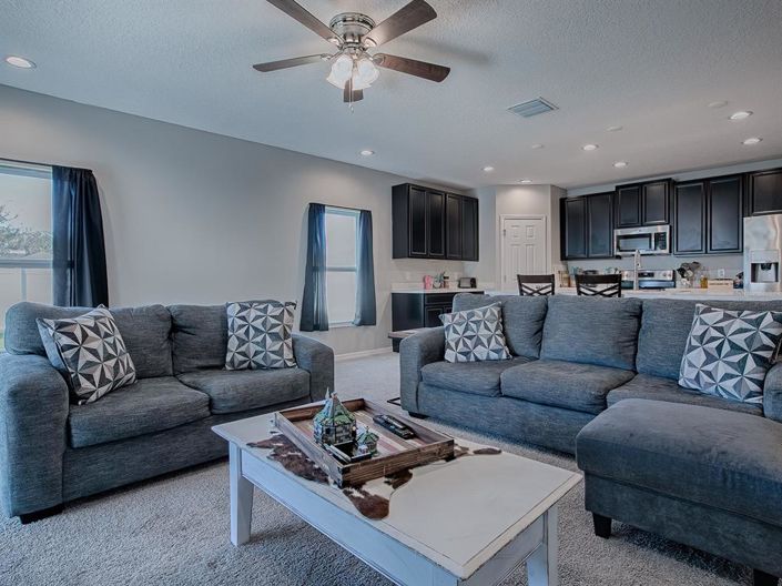 Image No.8-5 Bed Property for sale