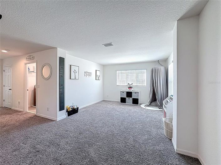 Image No.32-5 Bed Property for sale