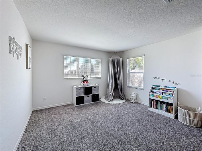 Image No.33-5 Bed Property for sale