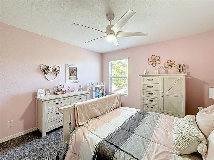 Image No.52-5 Bed Property for sale