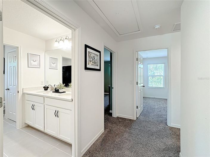 Image No.55-5 Bed Property for sale