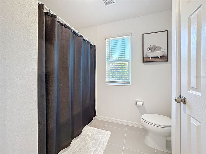 Image No.57-5 Bed Property for sale