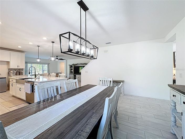 Image No.7-5 Bed Property for sale