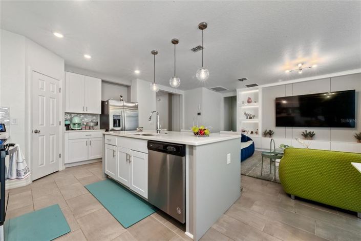 Image No.2-Propriété de 4 chambres à vendre à Davenport