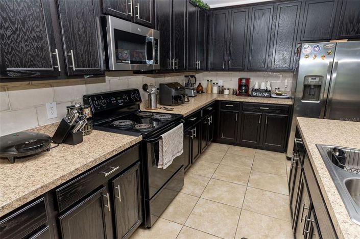 Image No.2-4 Bed Property for sale