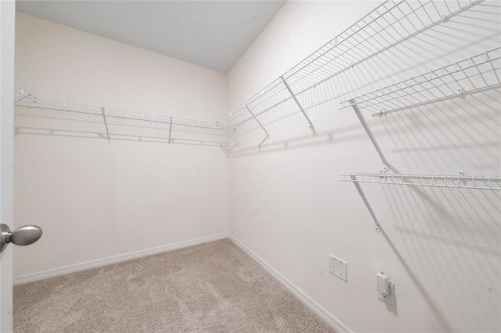 Image No.25-4 Bed Property for sale