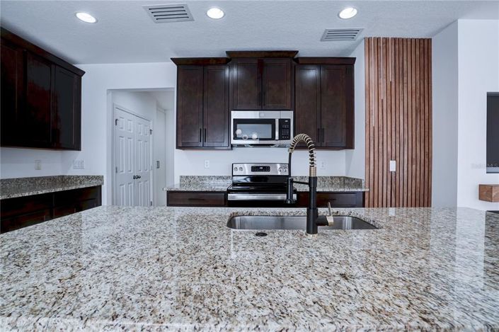 Image No.19-Propriété de 4 chambres à vendre à Davenport