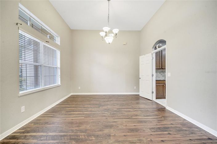 Image No.7-4 Bed Property for sale