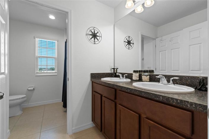 Image No.15-4 Bed Property for sale