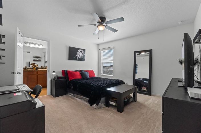 Image No.21-4 Bed Property for sale