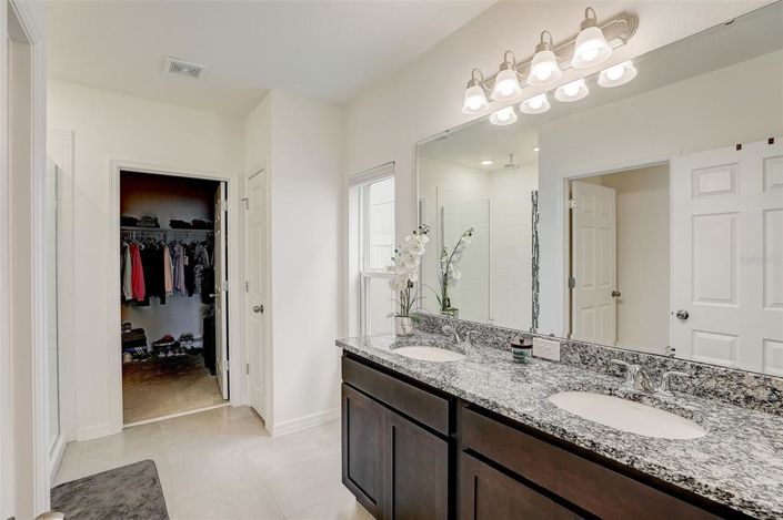 Image No.28-Propriété de 5 chambres à vendre à Davenport