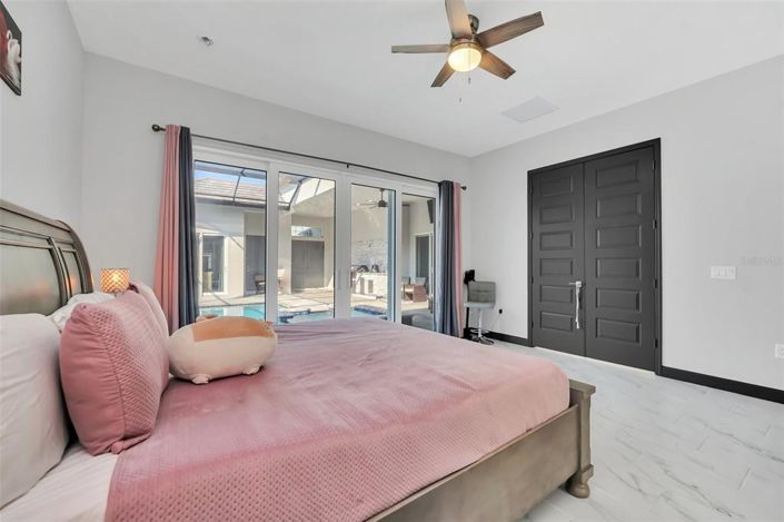 Image No.30-4 Bed Property for sale