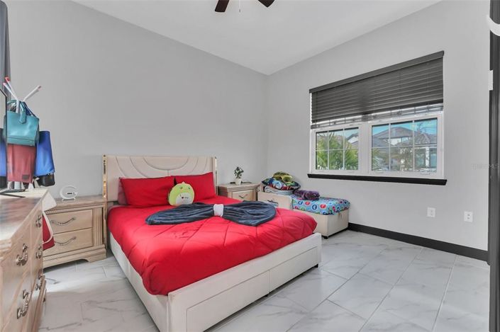 Image No.38-4 Bed Property for sale